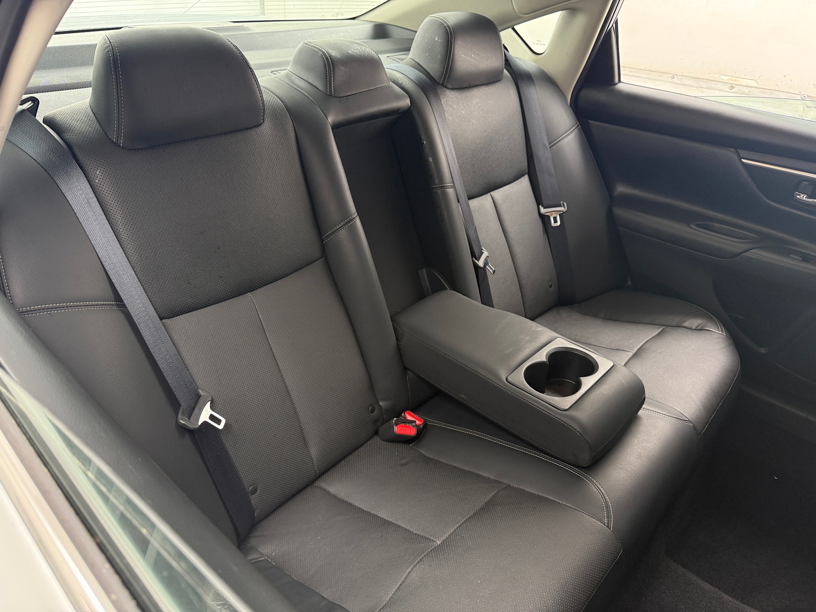 Thumbnail: 2017 Nissan Altima - 5