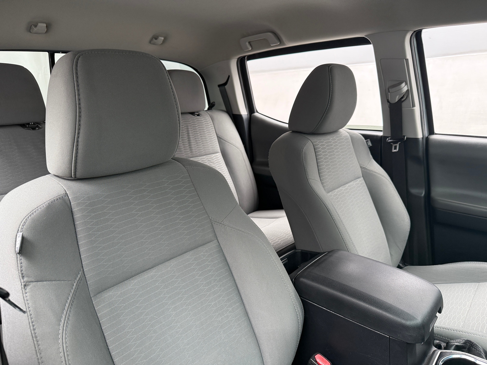 Thumbnail: 2018 Toyota Tacoma - 2