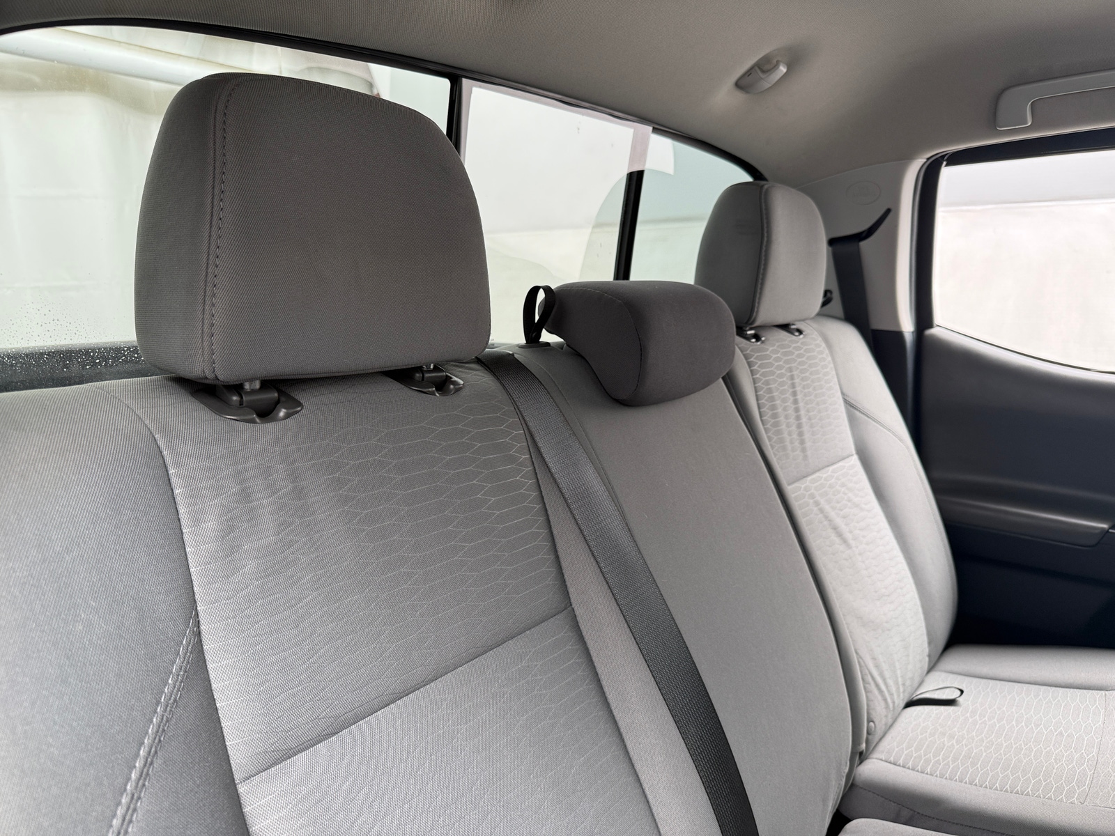 Thumbnail: 2018 Toyota Tacoma - 6