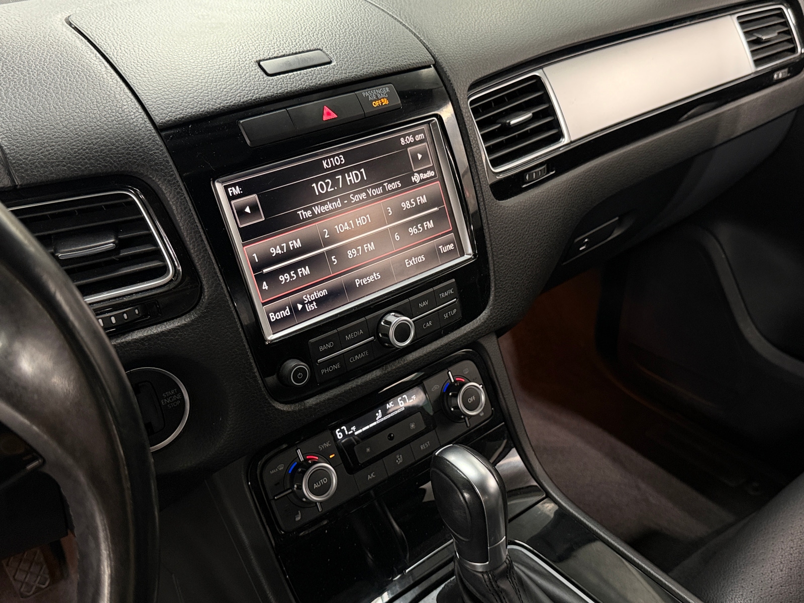 Thumbnail: 2014 Volkswagen Touareg - 4