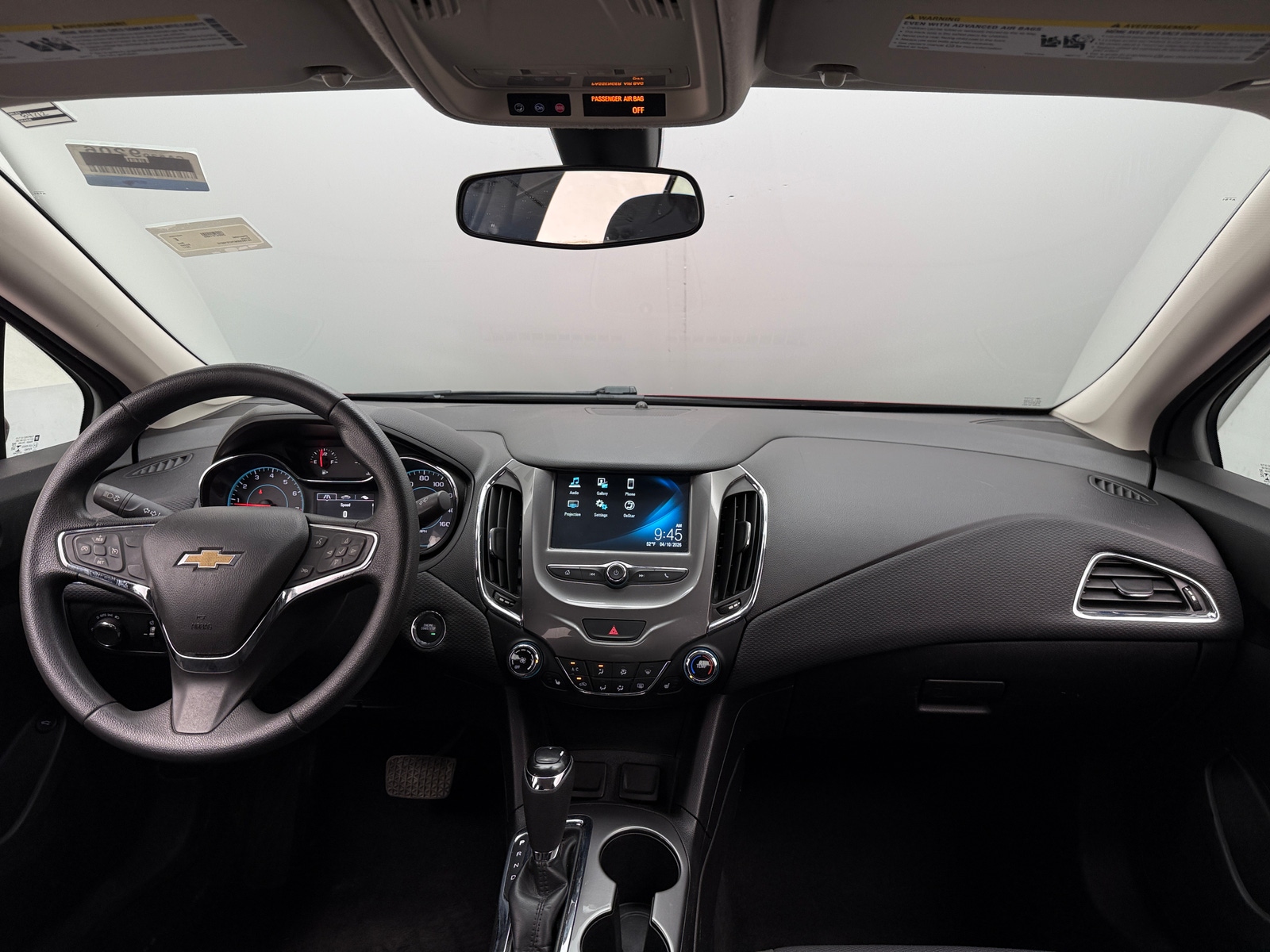 Thumbnail: 2017 Chevrolet Cruze - 3