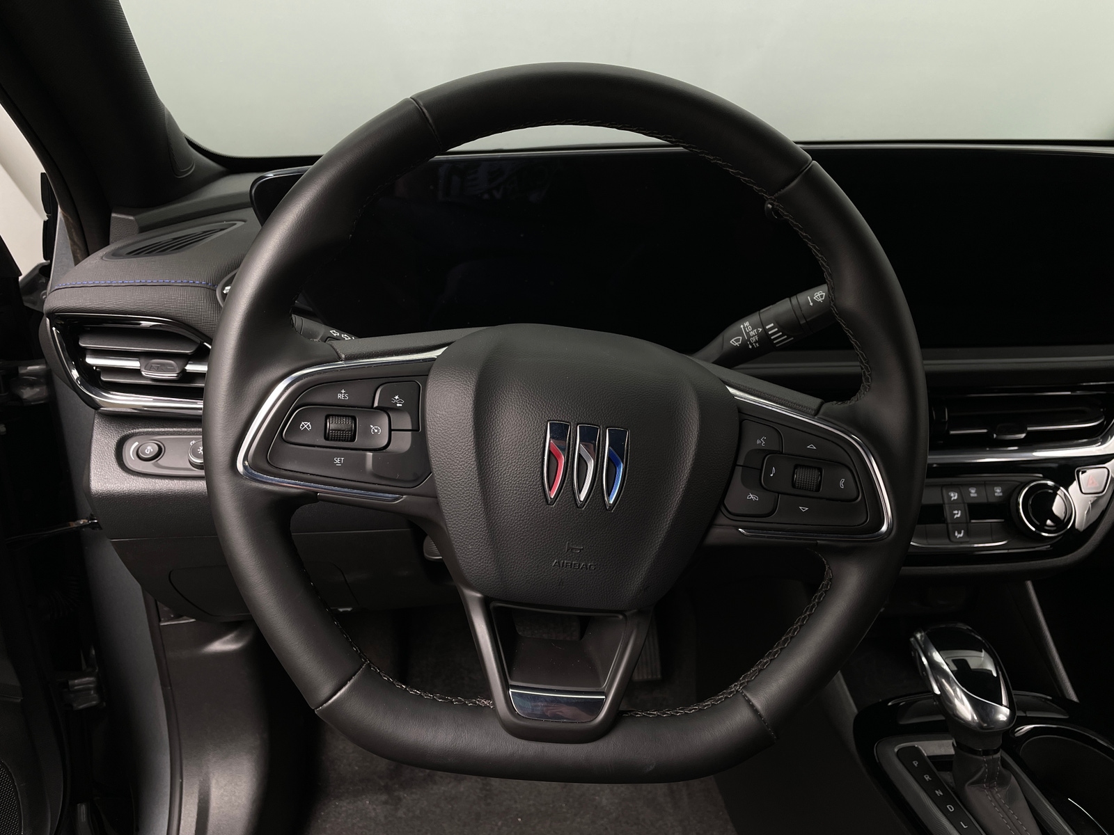 Thumbnail: 2025 Buick Envista - 4