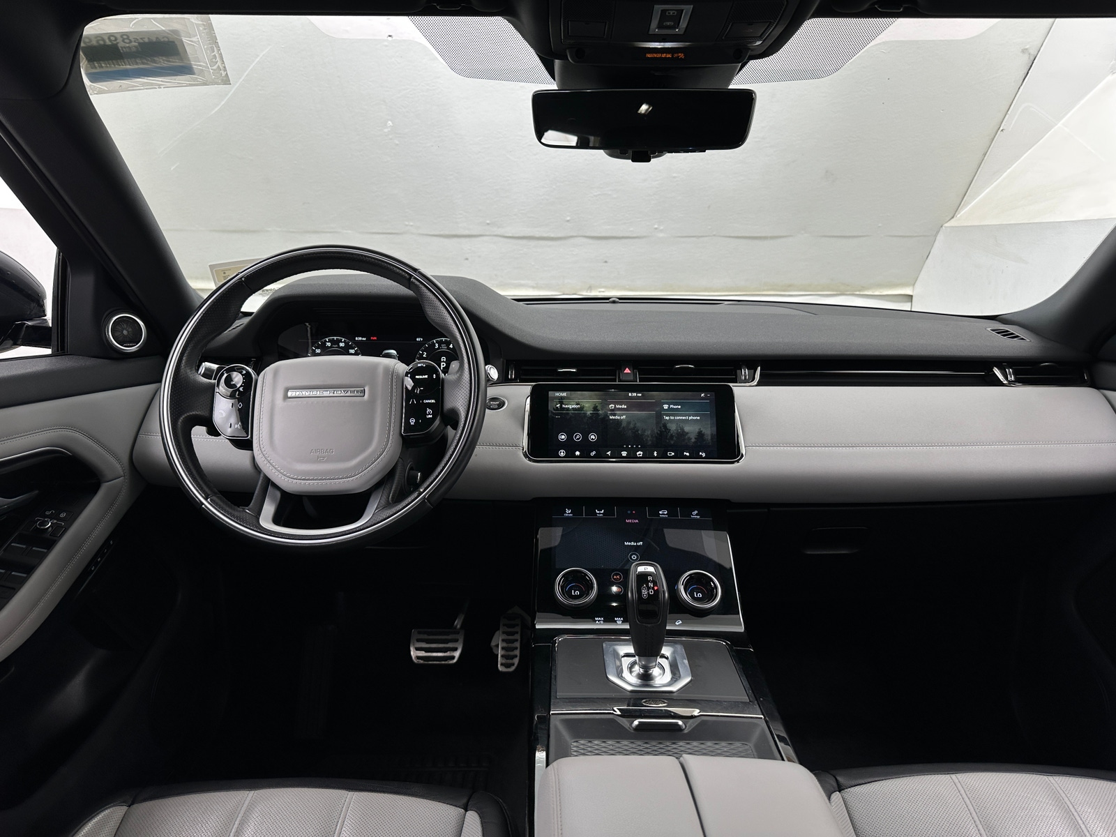 Thumbnail: 2020 Land Rover Range Rover Evoque - 2