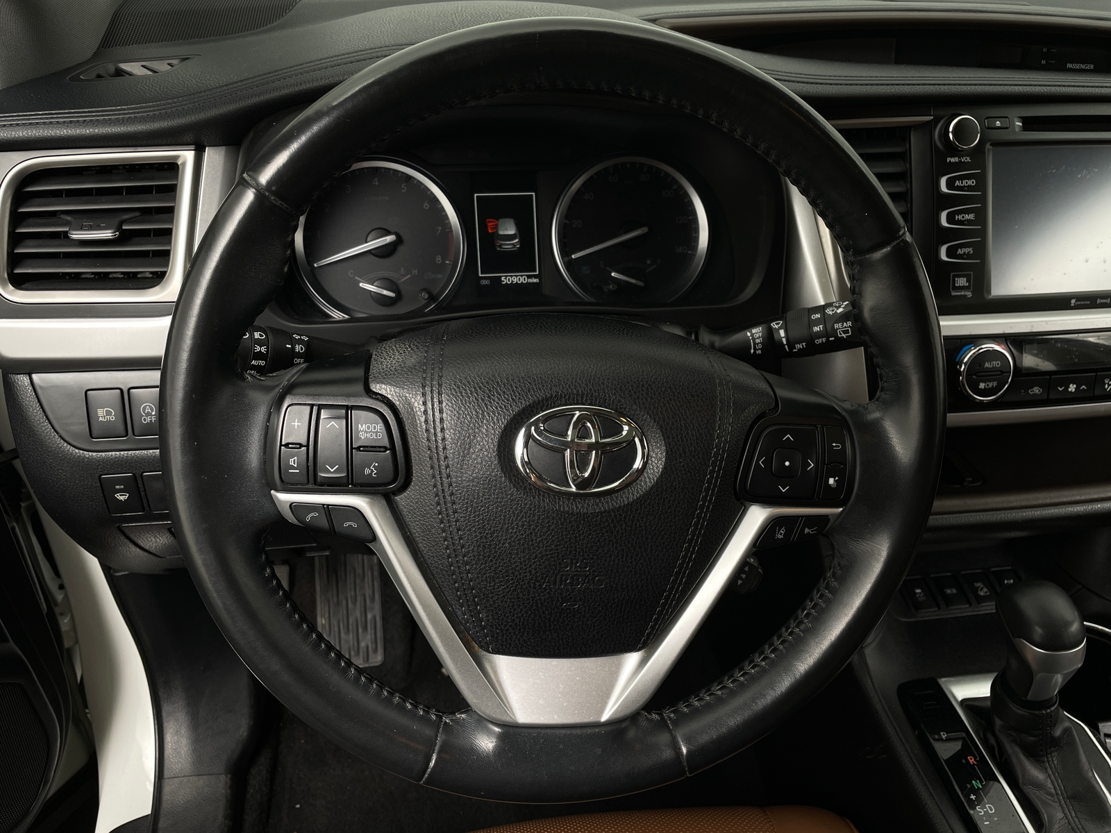 Thumbnail: 2019 Toyota Highlander - 4