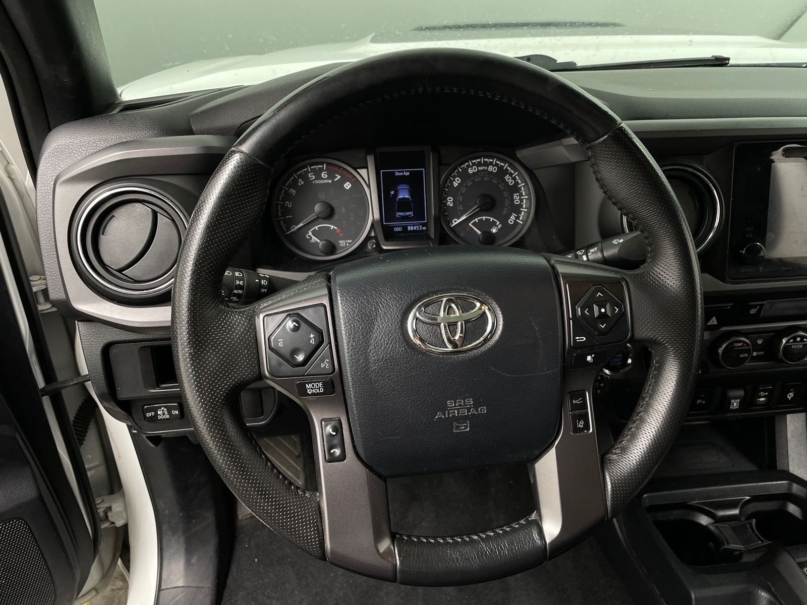Thumbnail: 2019 Toyota Tacoma - 4