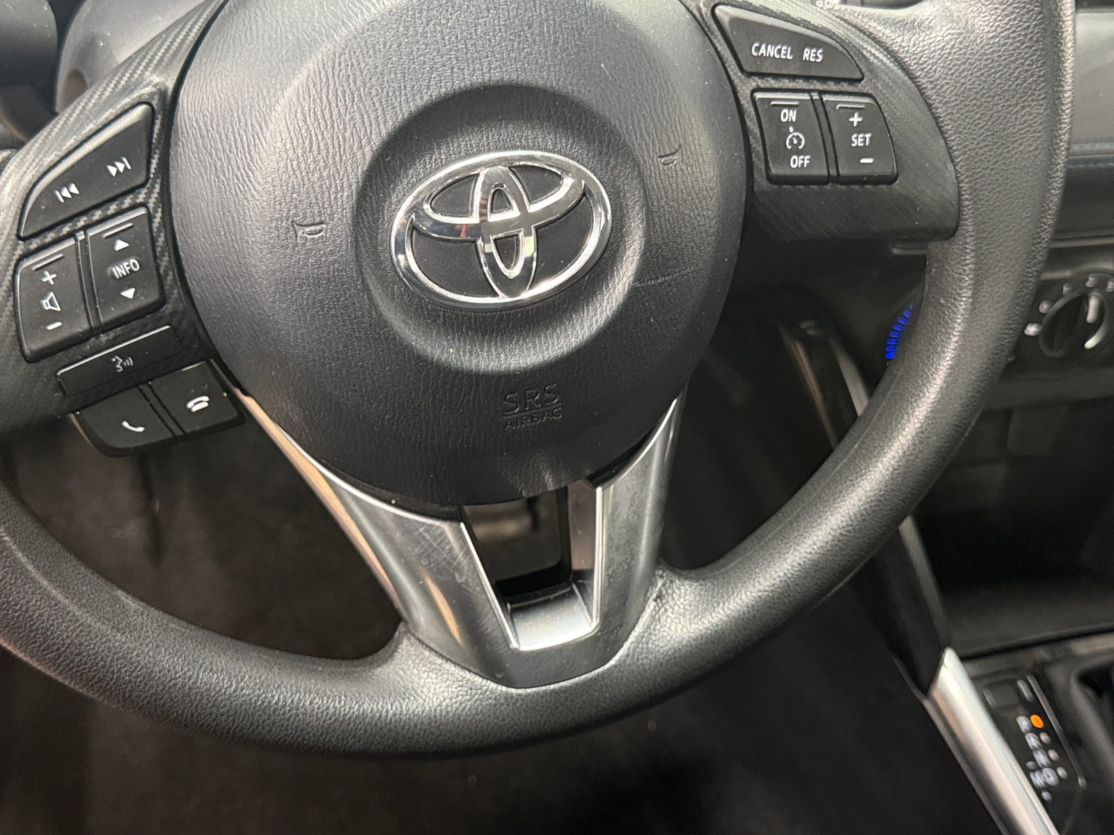 Thumbnail: 2017 Toyota Yaris iA - 5