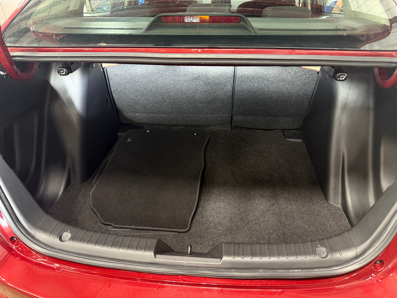 Thumbnail: 2017 Toyota Yaris iA - 7