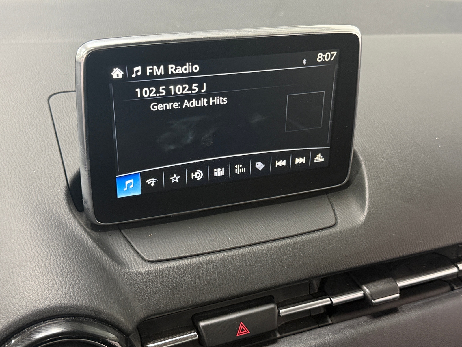 Thumbnail: 2017 Toyota Yaris iA - 4