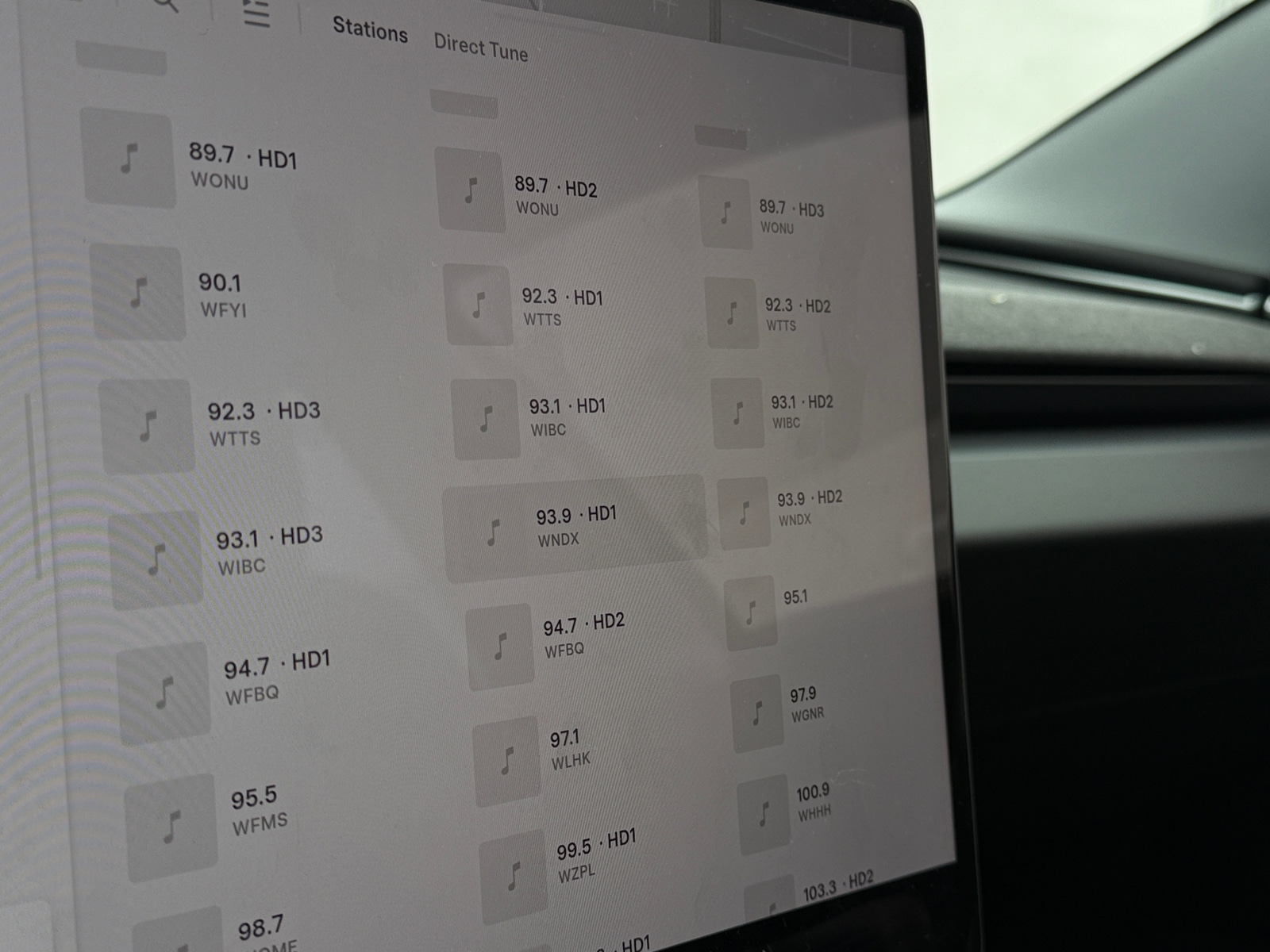 Thumbnail: 2025 Tesla Model 3 - 3