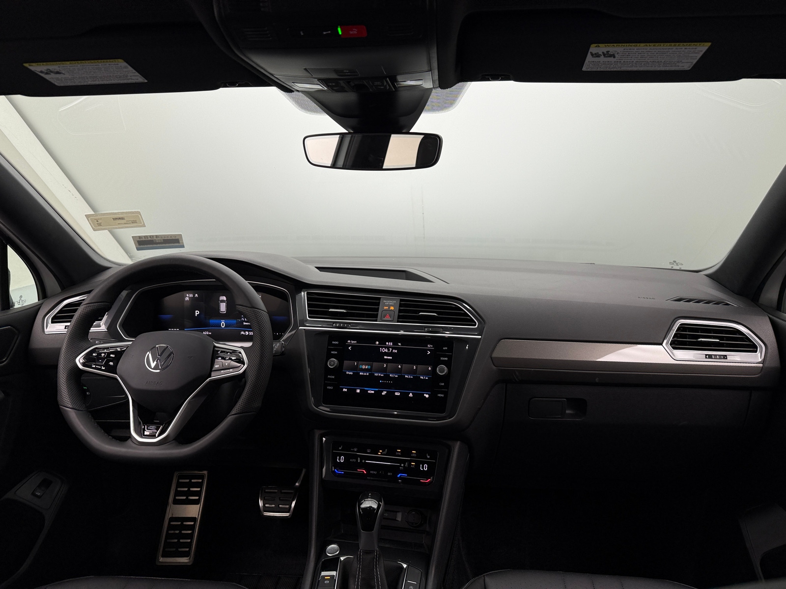 Thumbnail: 2024 Volkswagen Tiguan - 2