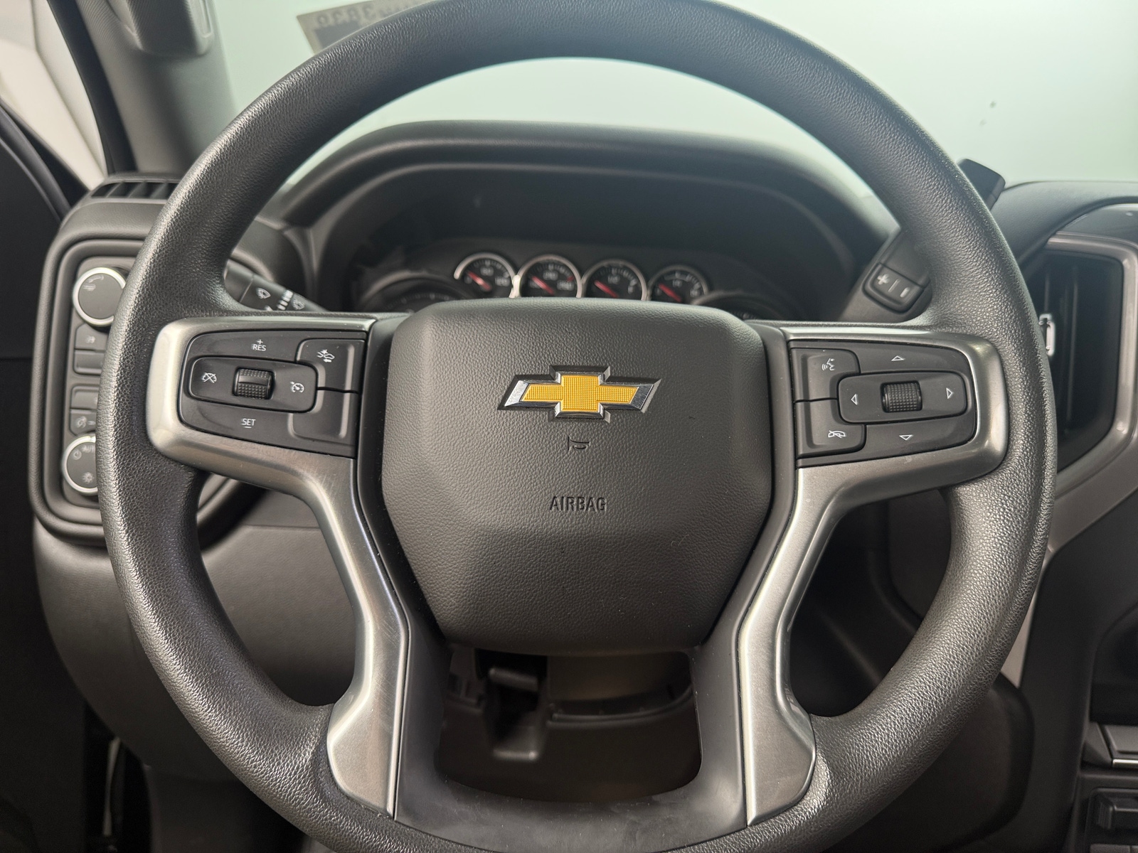 Thumbnail: 2023 Chevrolet Silverado 2500 - 5