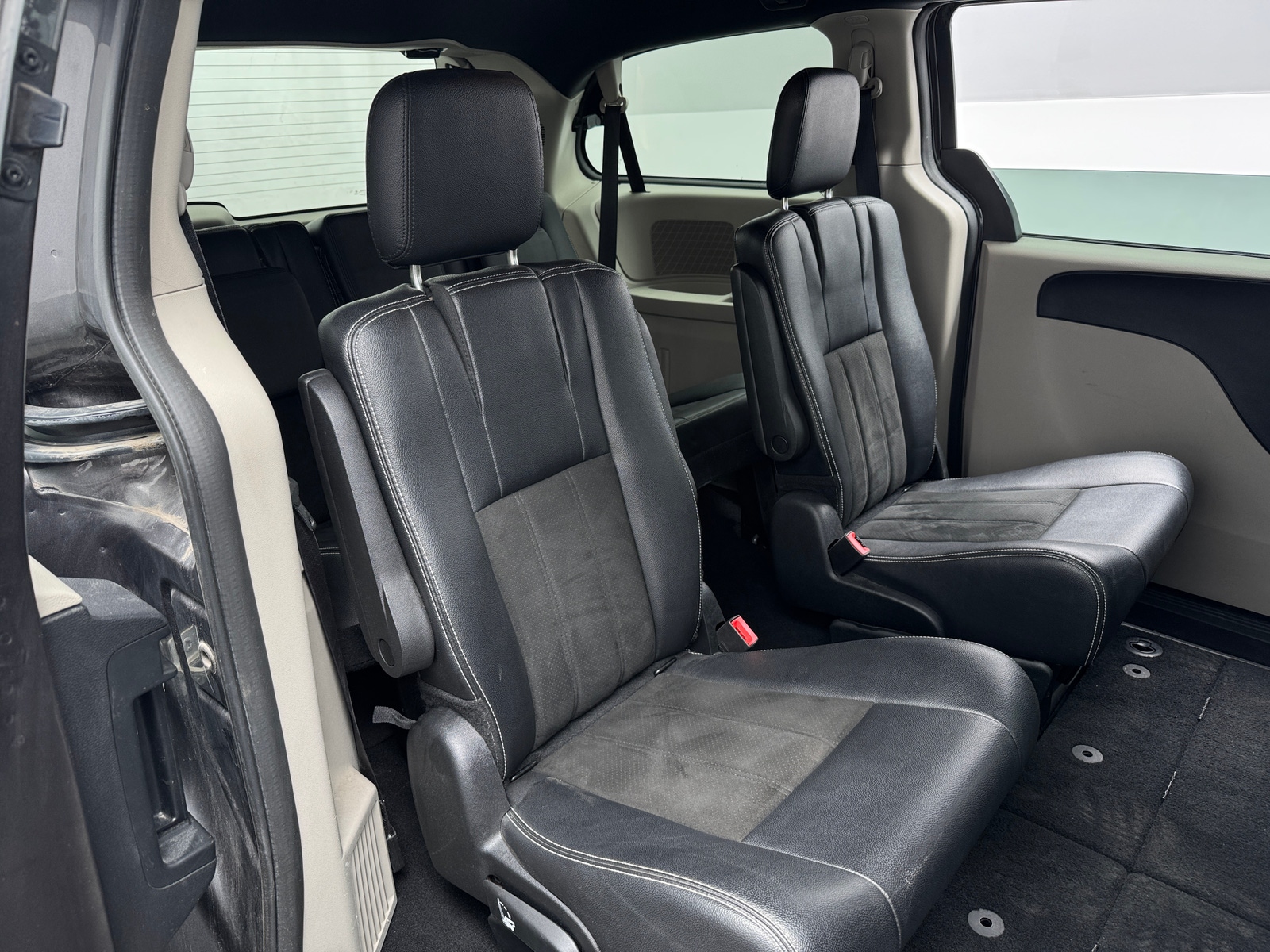 Thumbnail: 2019 Dodge Grand Caravan - 5