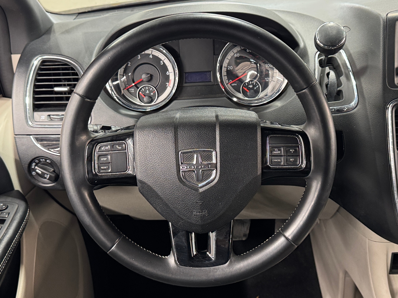 Thumbnail: 2019 Dodge Grand Caravan - 4