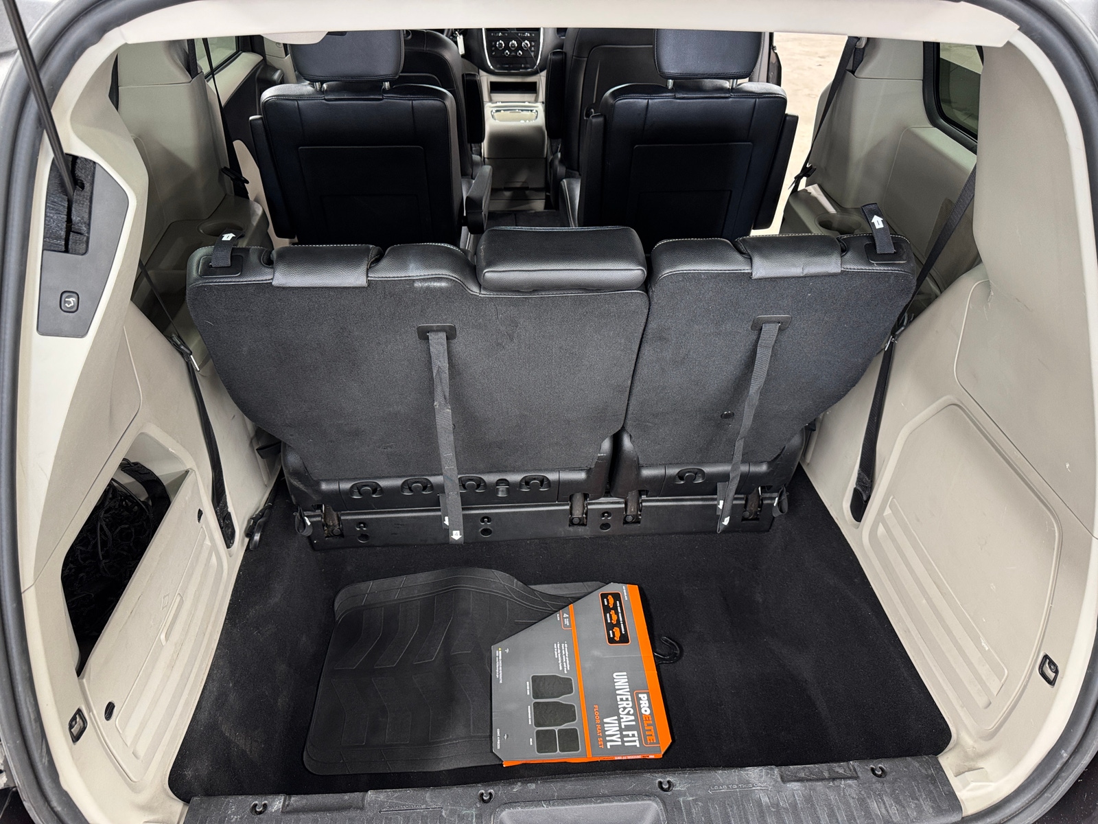 Thumbnail: 2019 Dodge Grand Caravan - 6