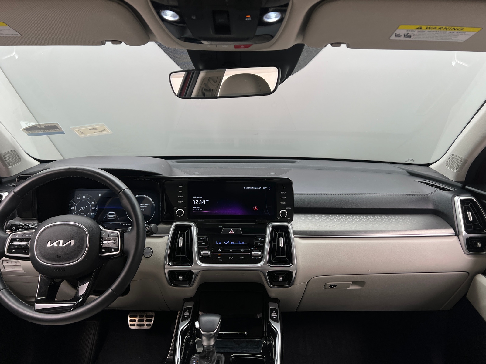 Thumbnail: 2023 Kia Sorento - 2