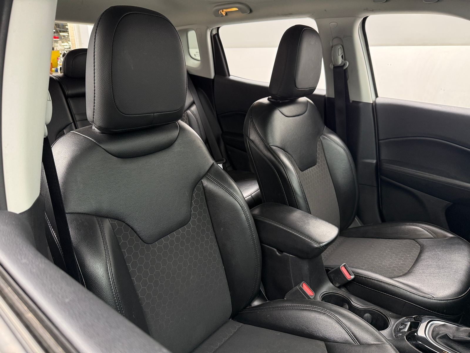 Thumbnail: 2020 Jeep Compass - 2