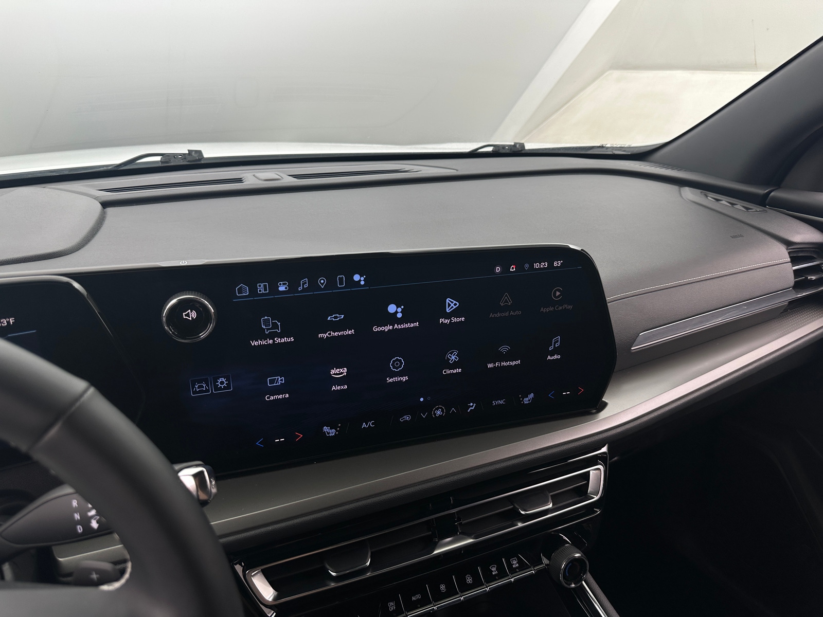 Thumbnail: 2024 Chevrolet Traverse - 4