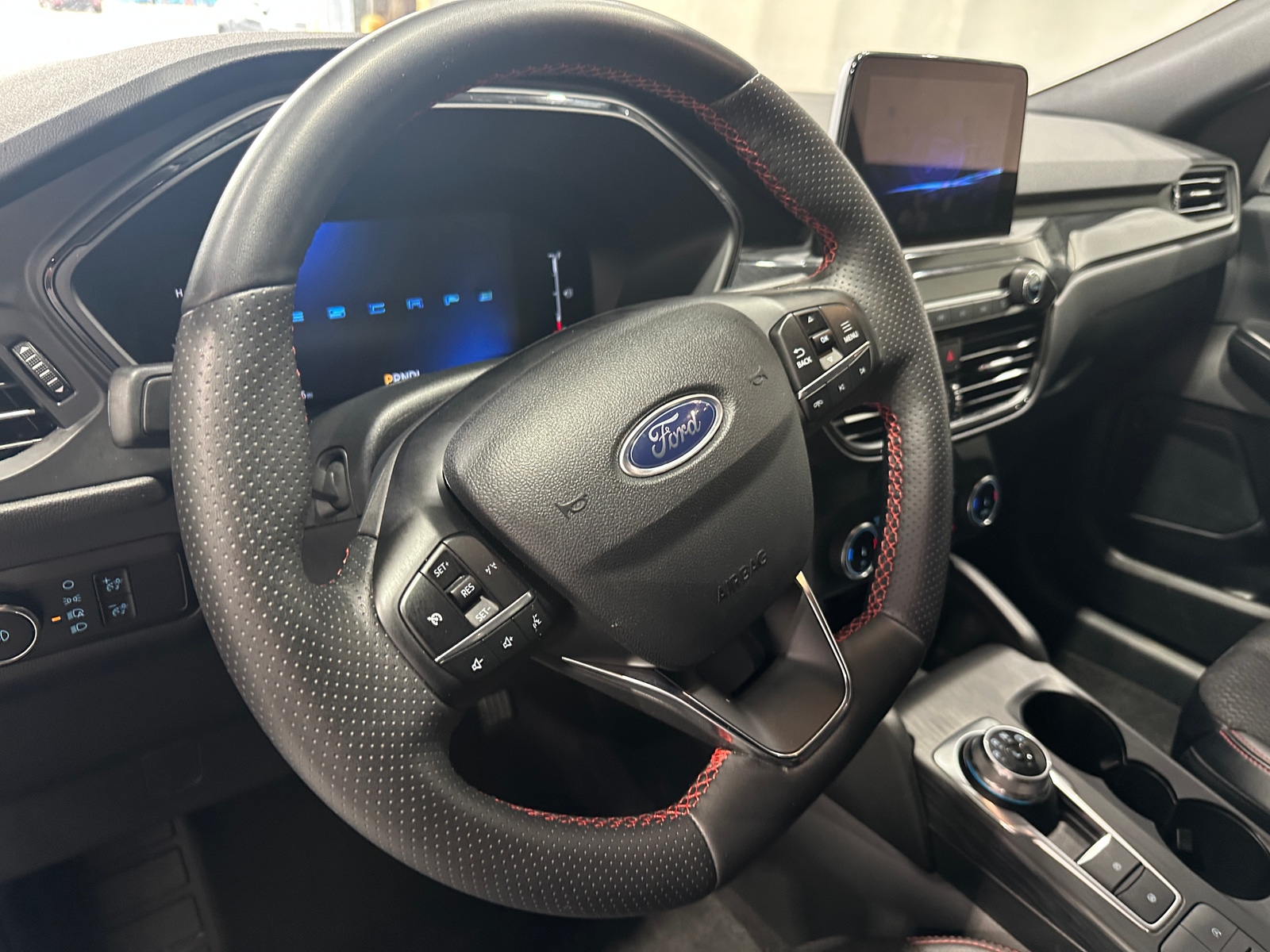 Thumbnail: 2025 Ford Escape - 5