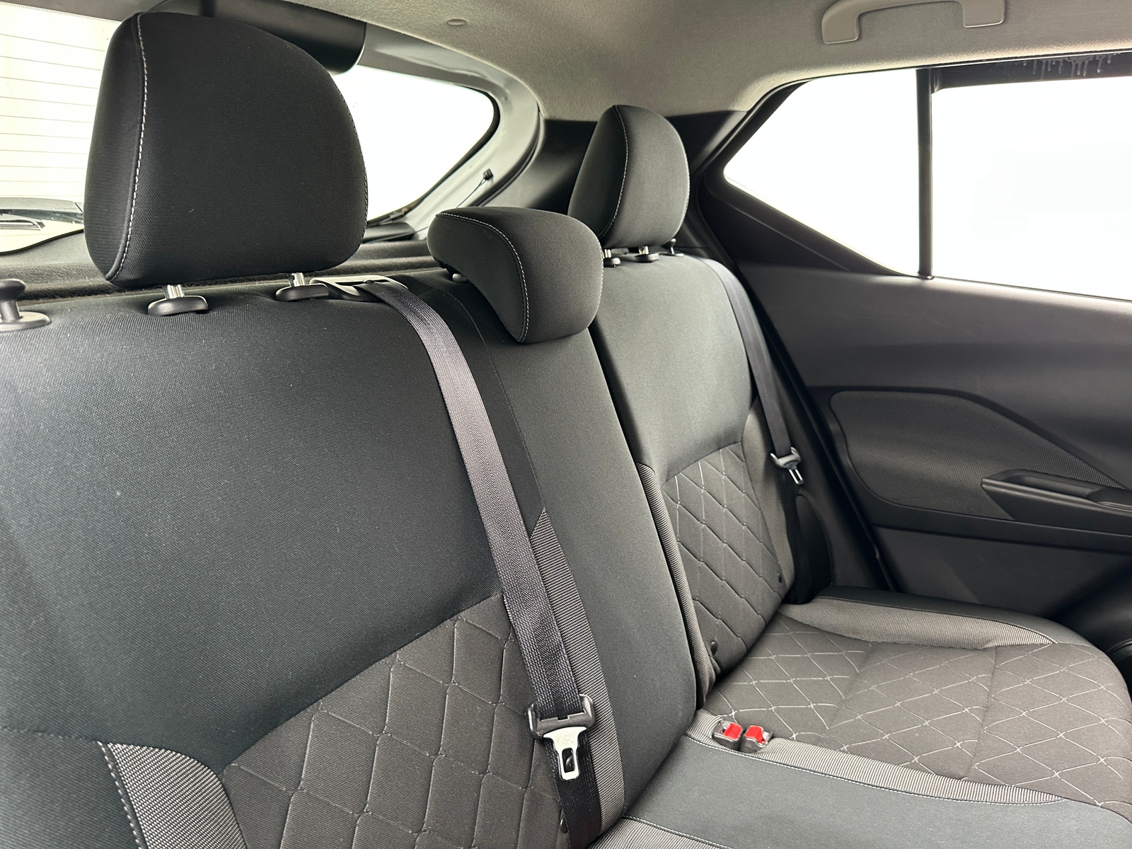 Thumbnail: 2019 Nissan Kicks - 6