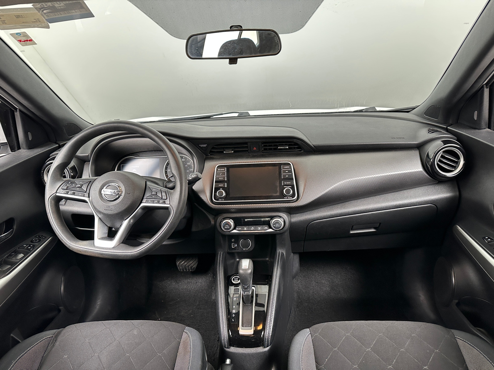 Thumbnail: 2019 Nissan Kicks - 3