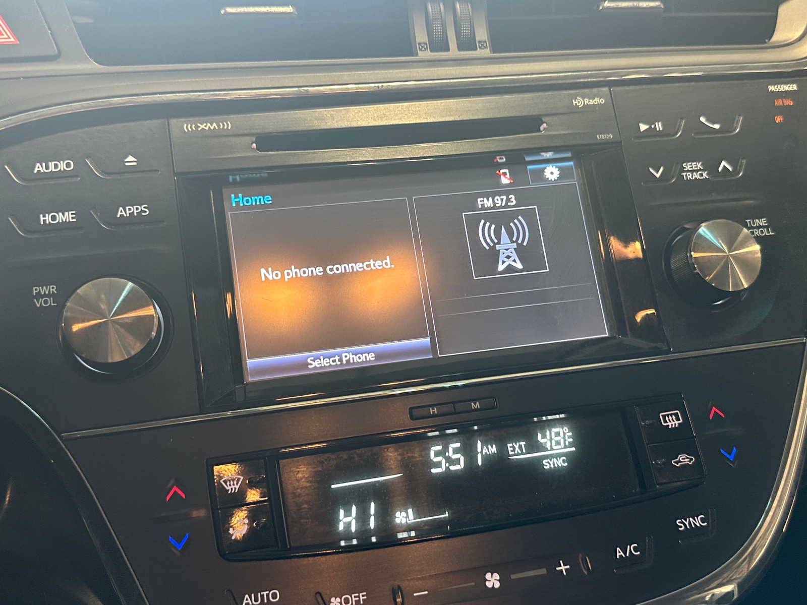 Thumbnail: 2016 Toyota Avalon - 3