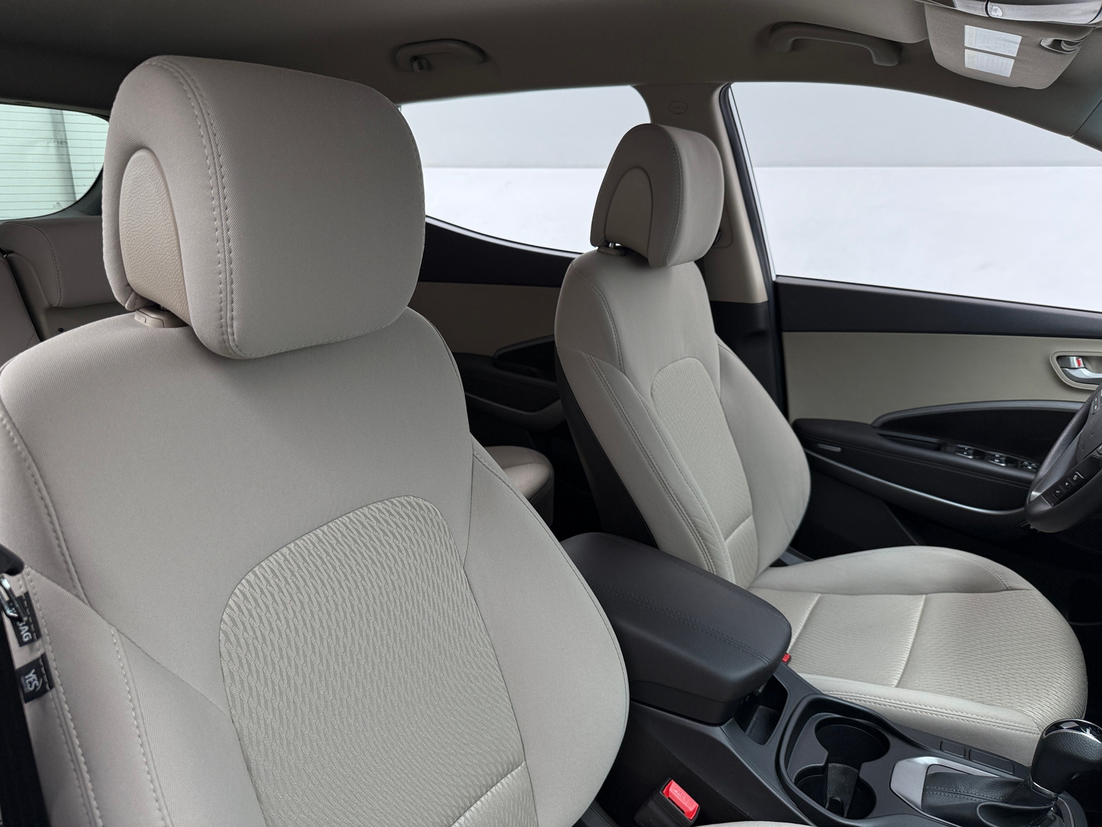 Thumbnail: 2016 Hyundai Santa Fe - 2