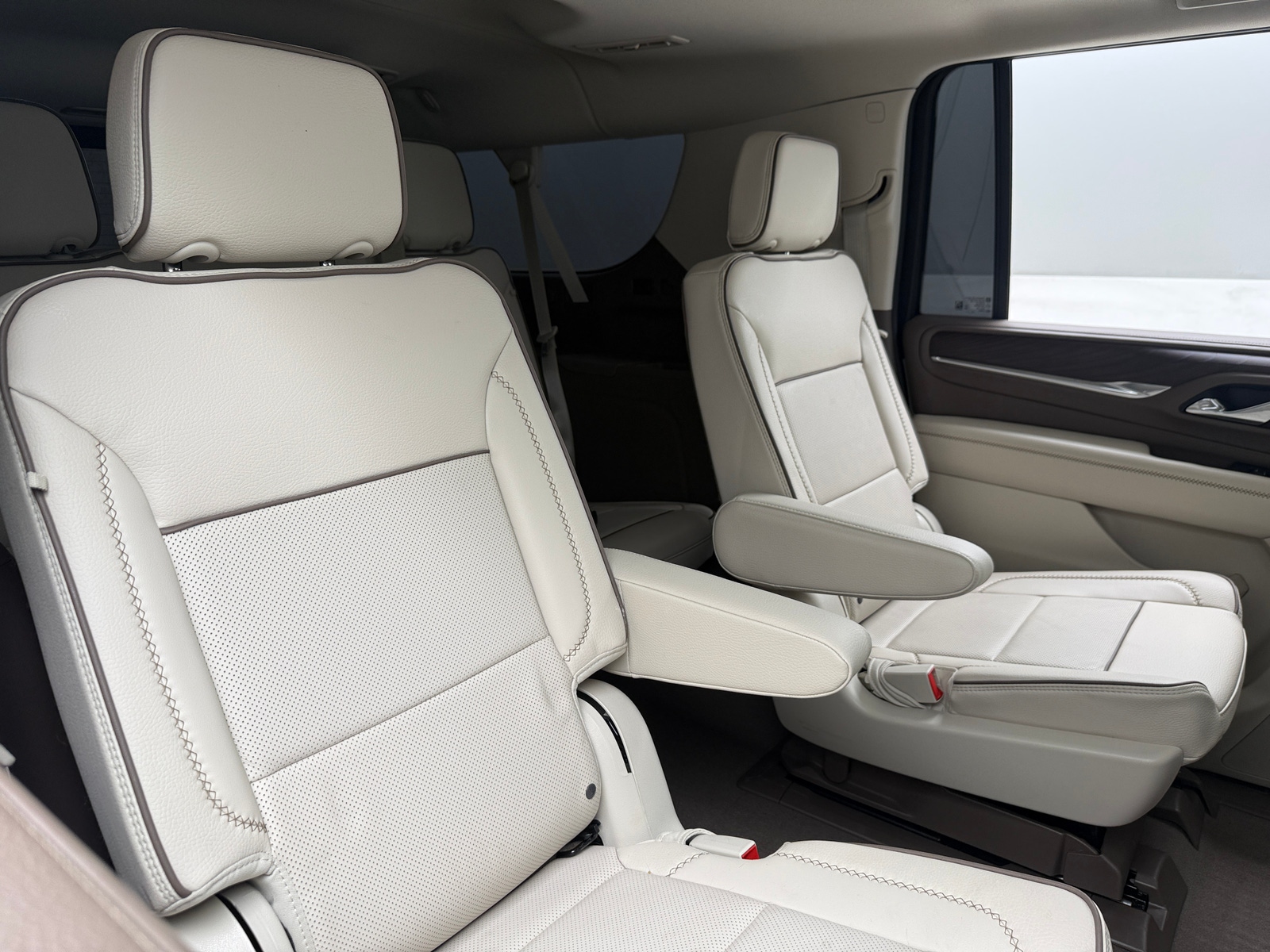 Thumbnail: 2024 GMC Yukon XL - 5
