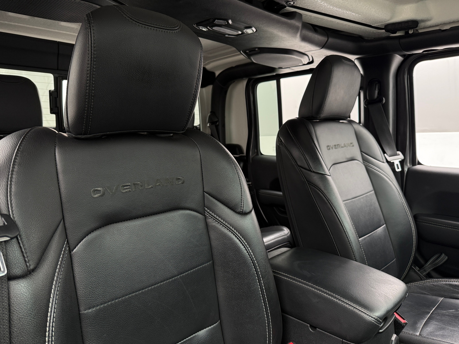 Thumbnail: 2021 Jeep Gladiator - 2