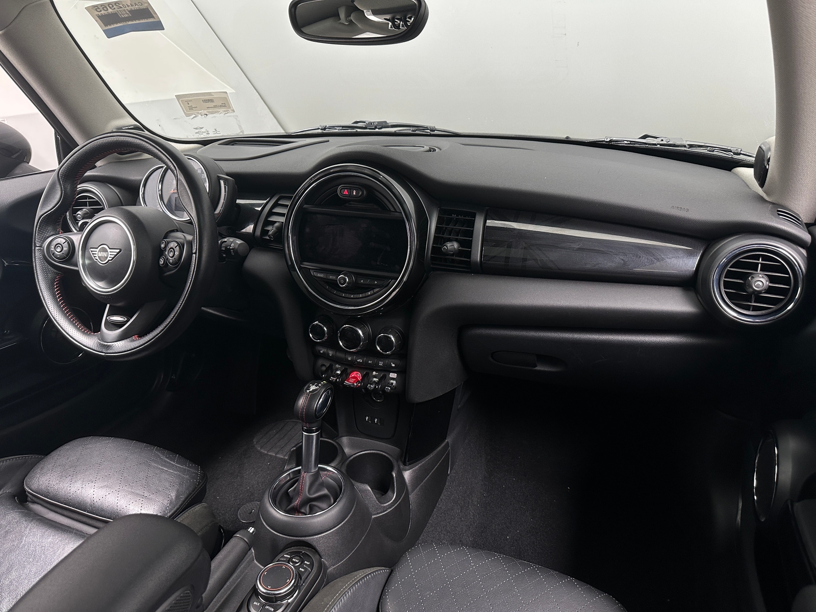 Thumbnail: 2019 MINI Cooper Hardtop - 2