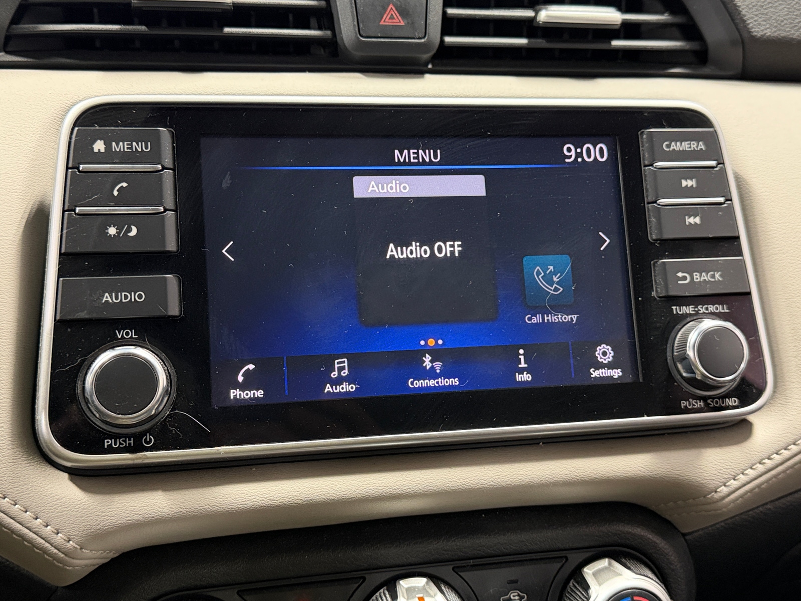 Thumbnail: 2020 Nissan Versa - 4