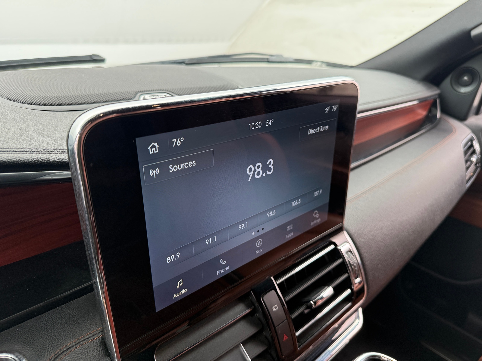 Thumbnail: 2021 Lincoln Navigator - 3