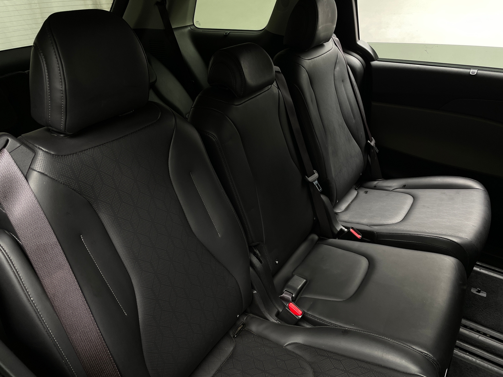 Thumbnail: 2025 Kia Carnival - 5