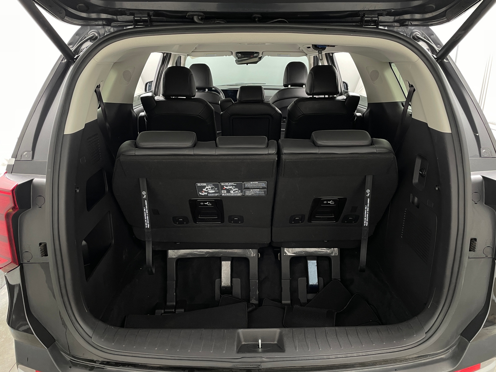 Thumbnail: 2025 Kia Carnival - 6