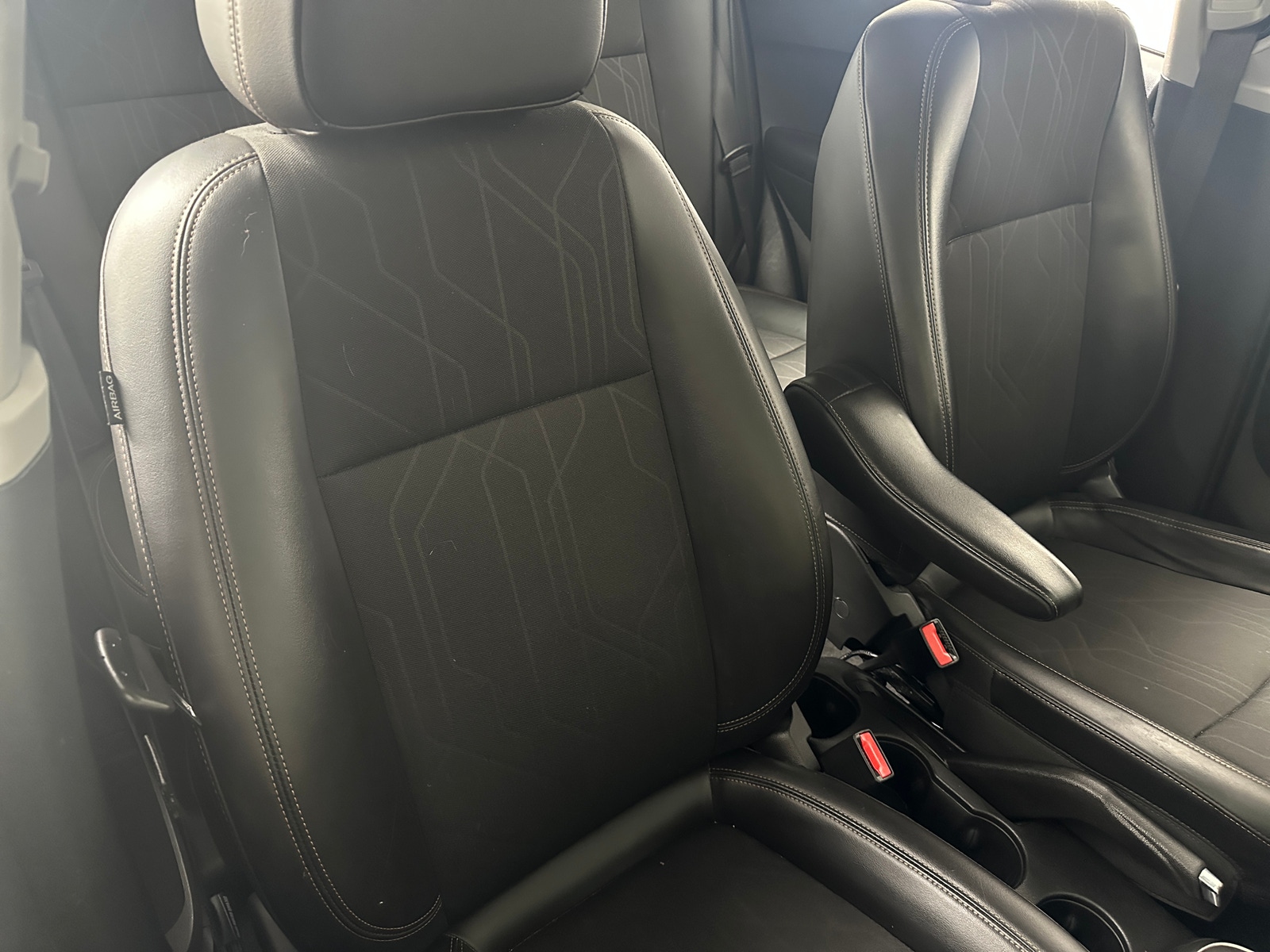 Thumbnail: 2022 Chevrolet Trax - 2