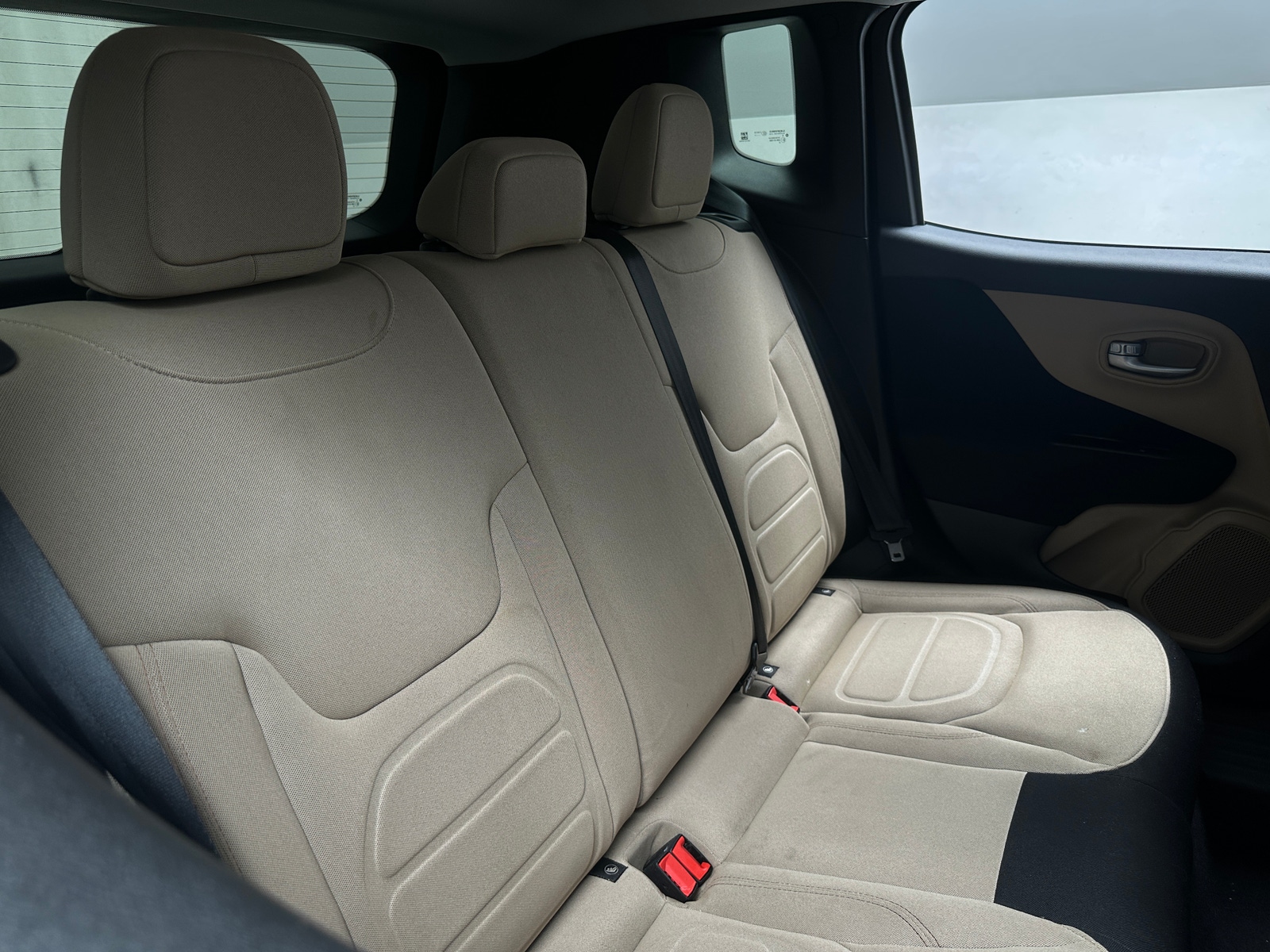 Thumbnail: 2020 Jeep Renegade - 6