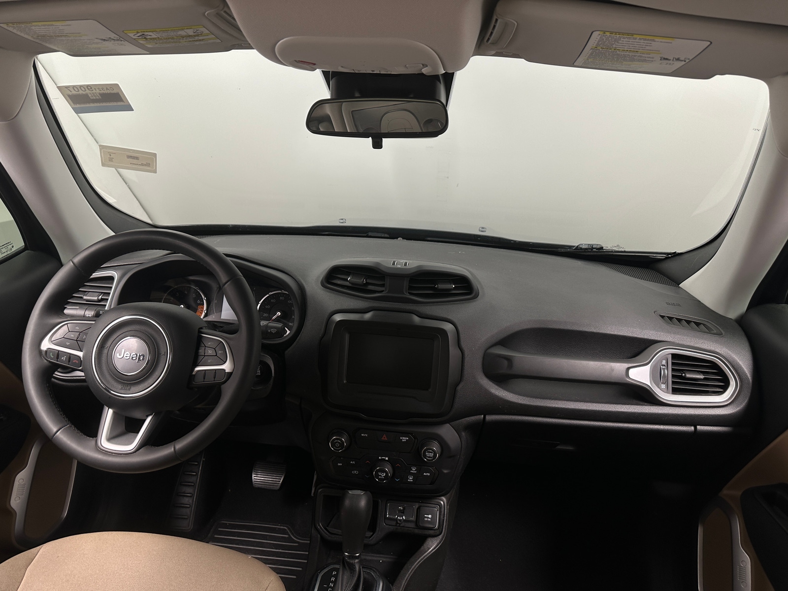 Thumbnail: 2020 Jeep Renegade - 3