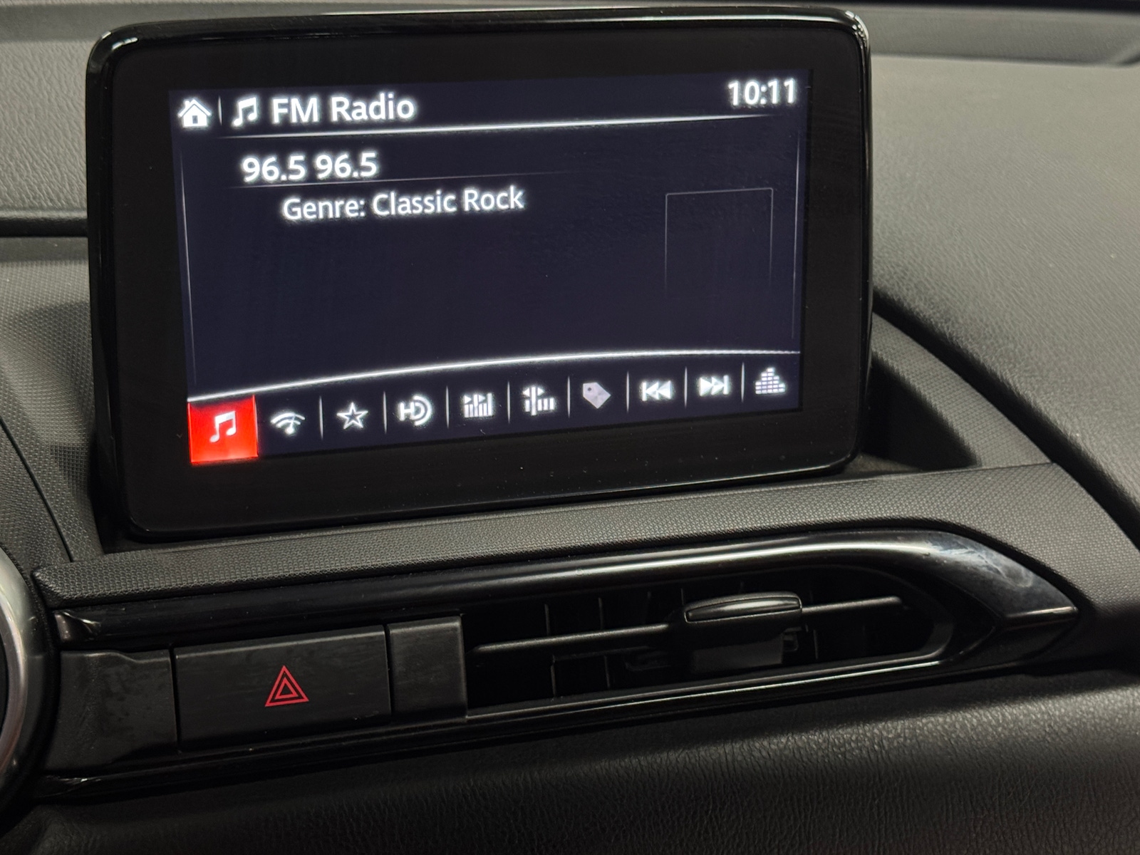 Thumbnail: 2022 Mazda MX-5 Miata - 3