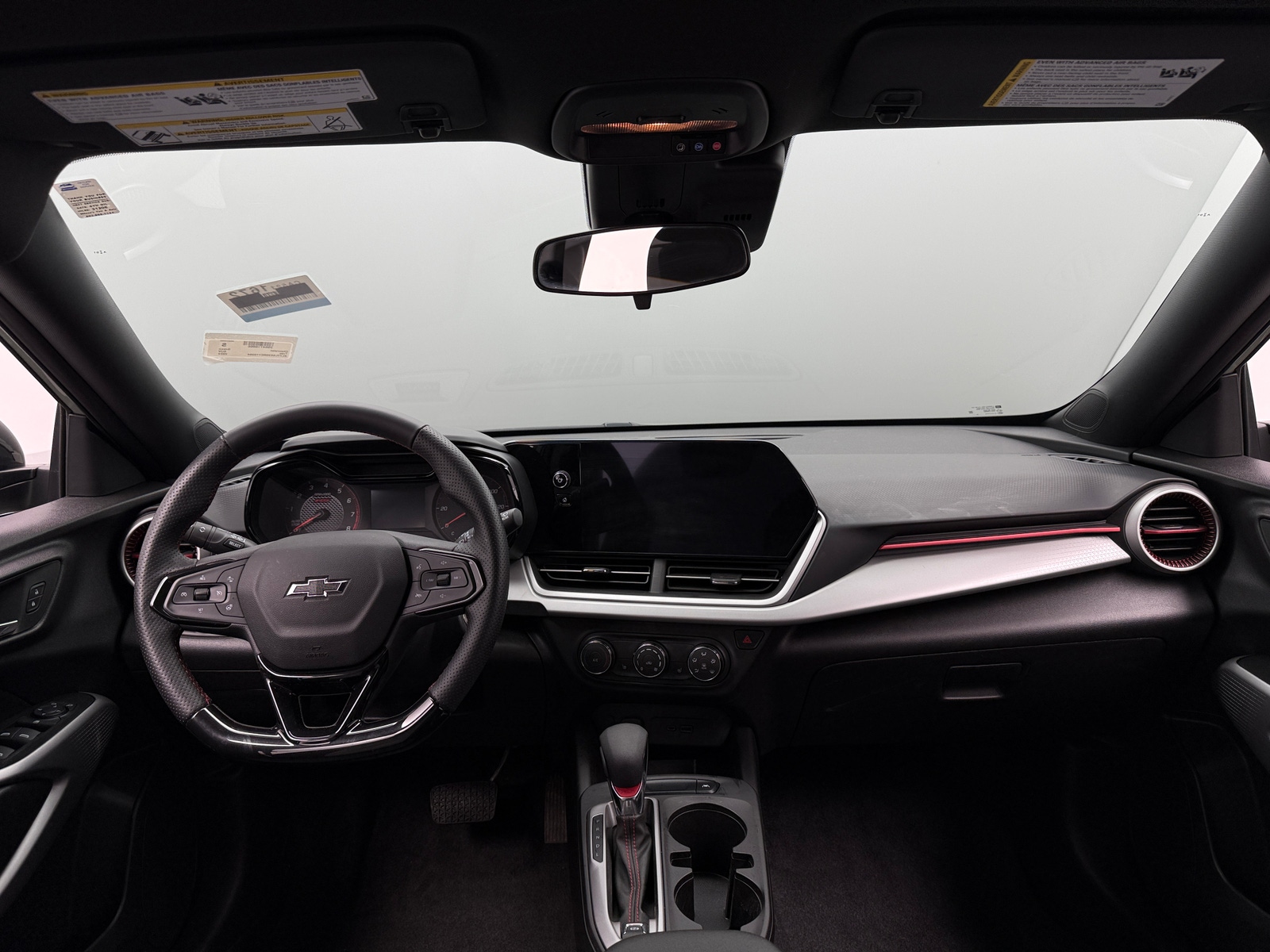 Thumbnail: 2024 Chevrolet Trax - 3