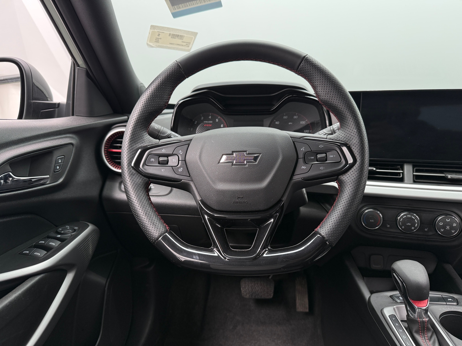 Thumbnail: 2024 Chevrolet Trax - 5