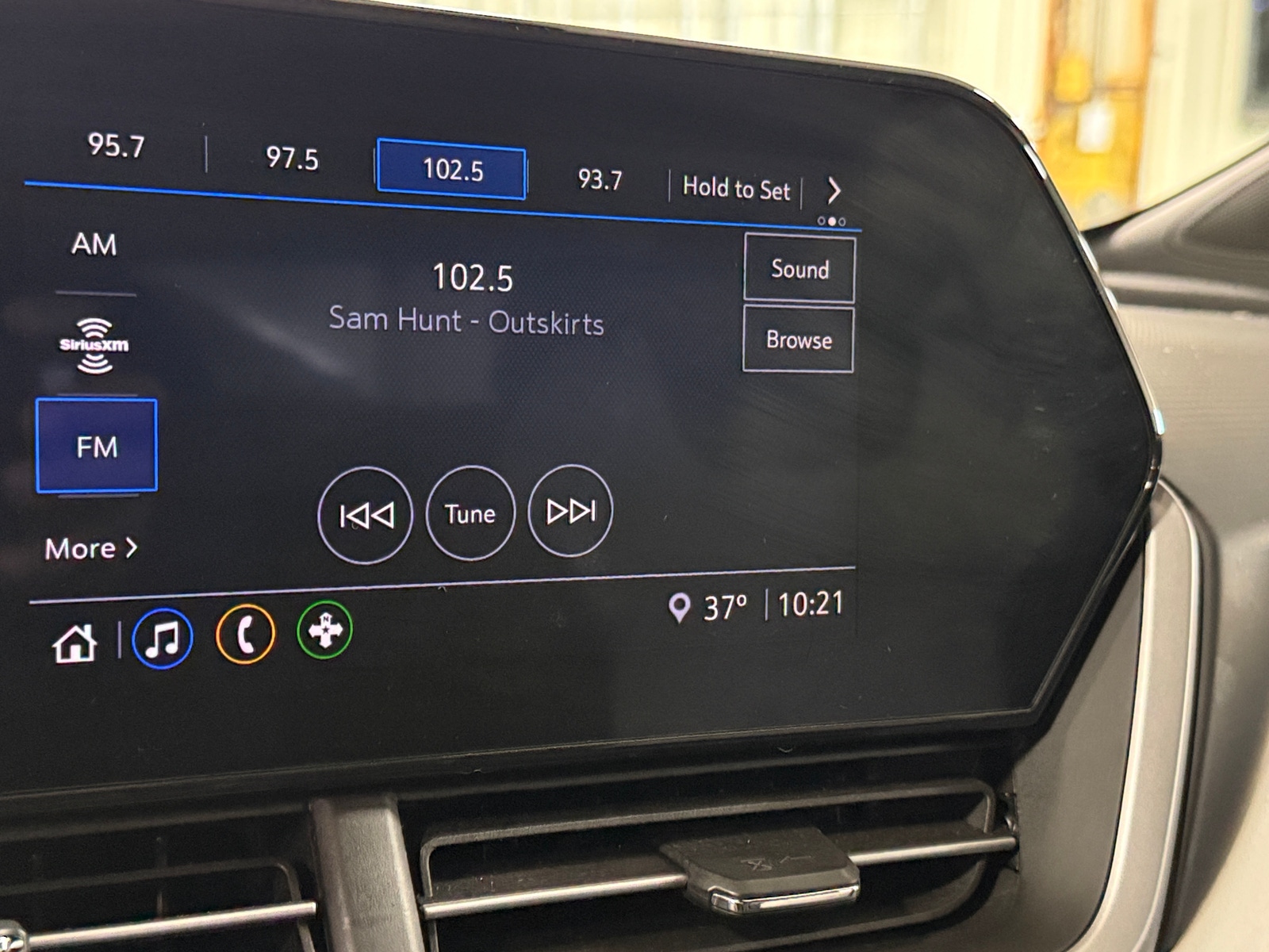 Thumbnail: 2024 Chevrolet Trax - 4