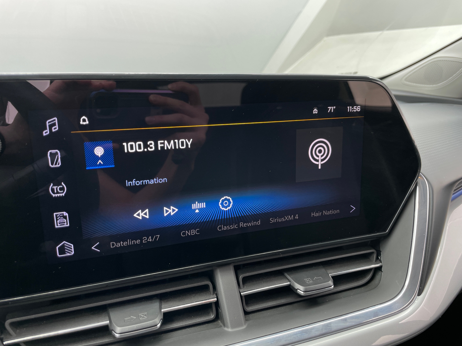 Thumbnail: 2025 Chevrolet Trax - 4