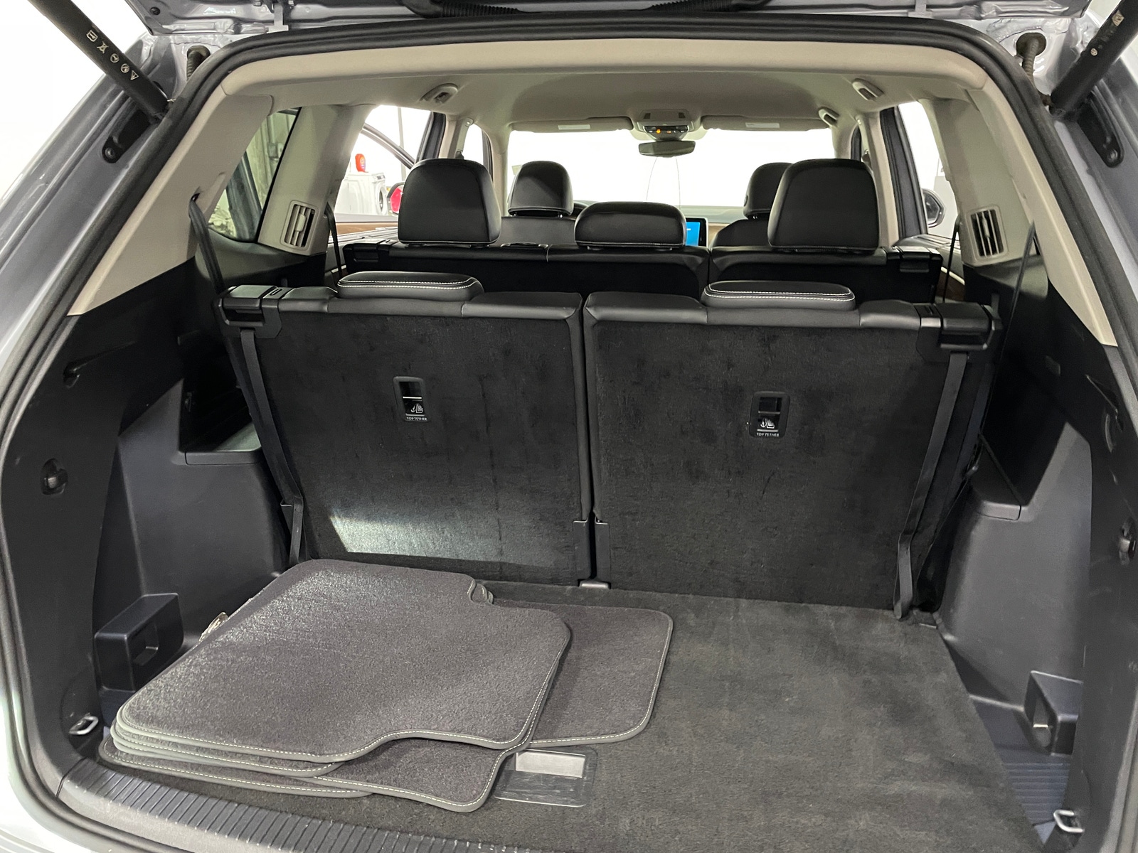 Thumbnail: 2024 Volkswagen Atlas - 6