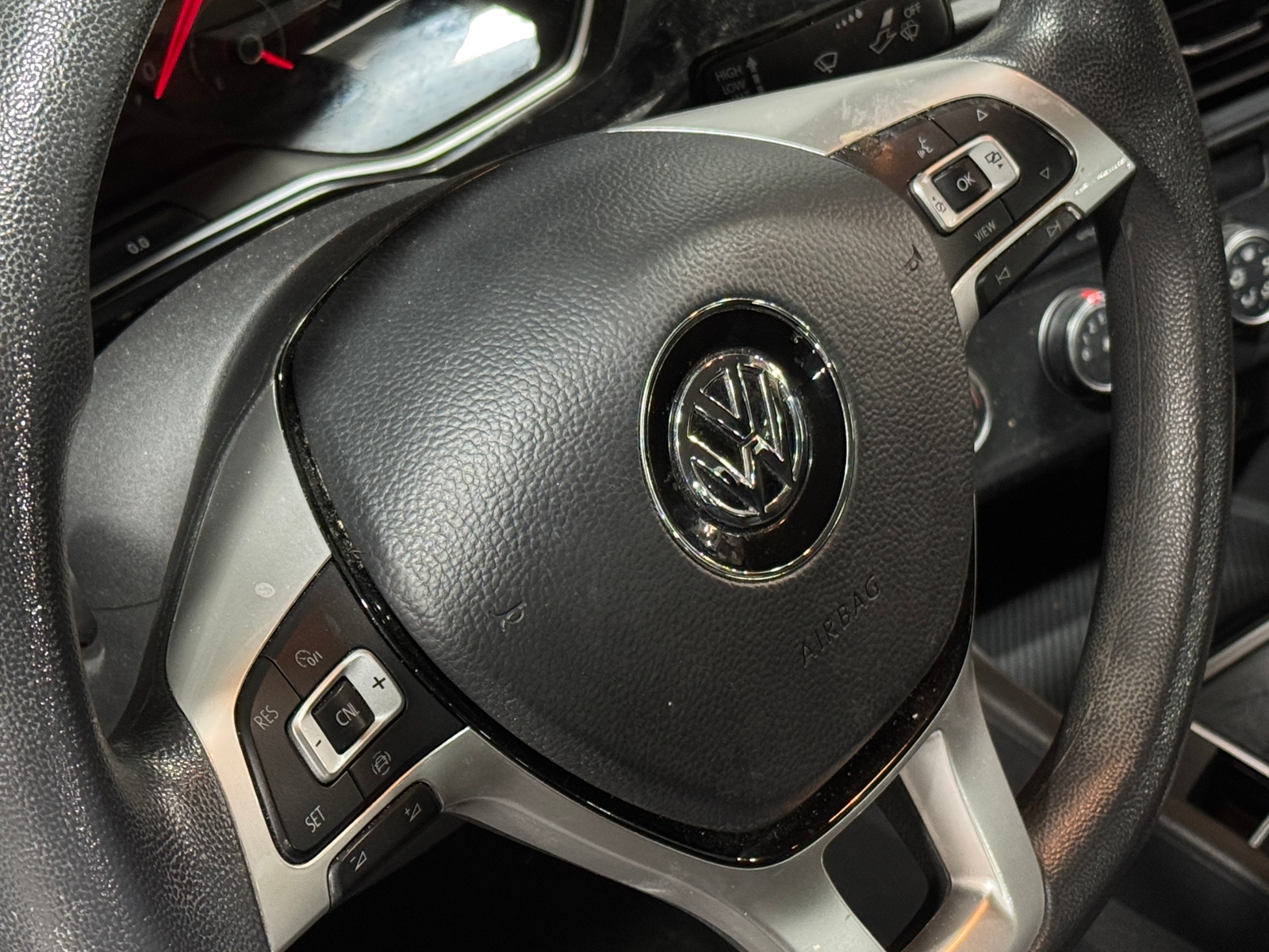 Thumbnail: 2019 Volkswagen Jetta - 5