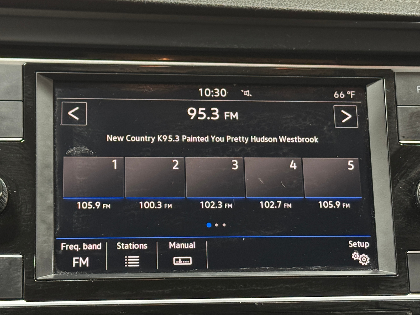 Thumbnail: 2019 Volkswagen Jetta - 4