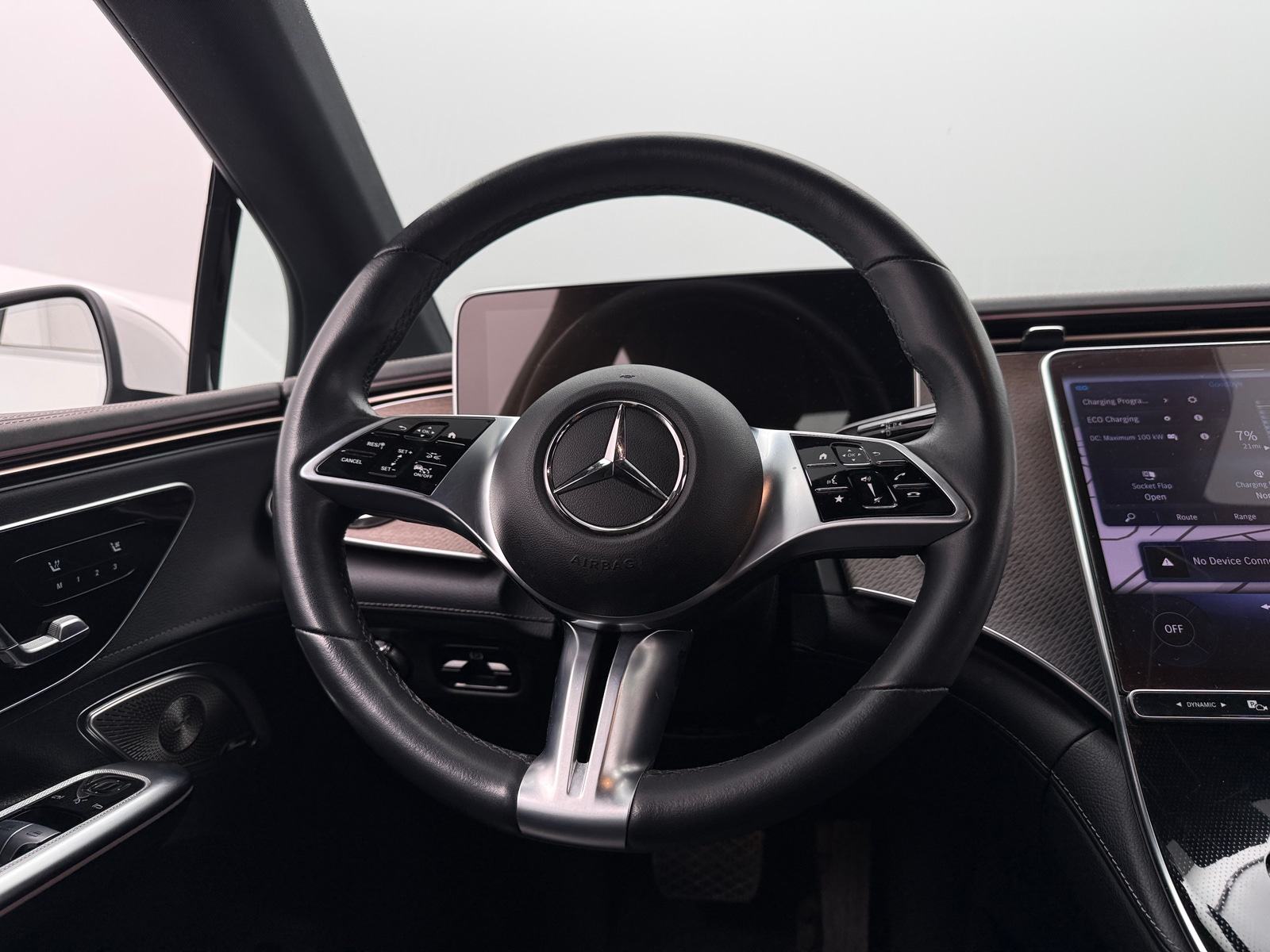 Thumbnail: 2023 Mercedes-Benz EQE - 4