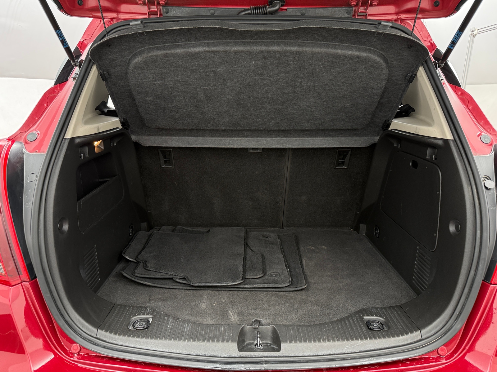 Thumbnail: 2018 Buick Encore - 7