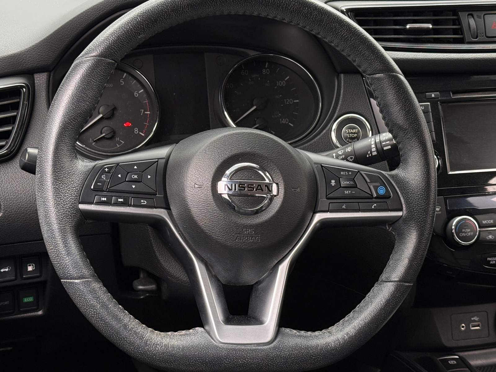 Thumbnail: 2019 Nissan Rogue - 4