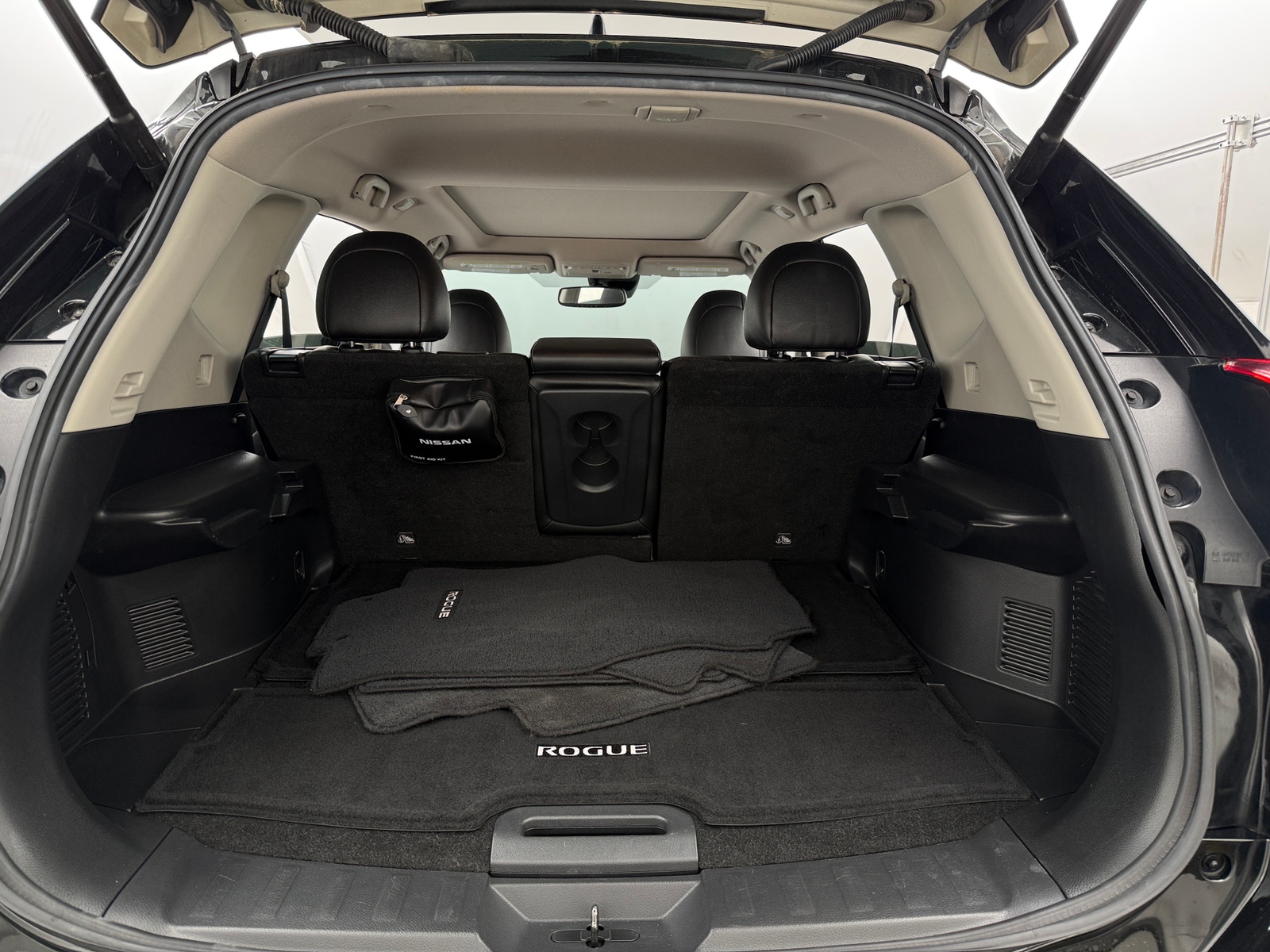 Thumbnail: 2019 Nissan Rogue - 6