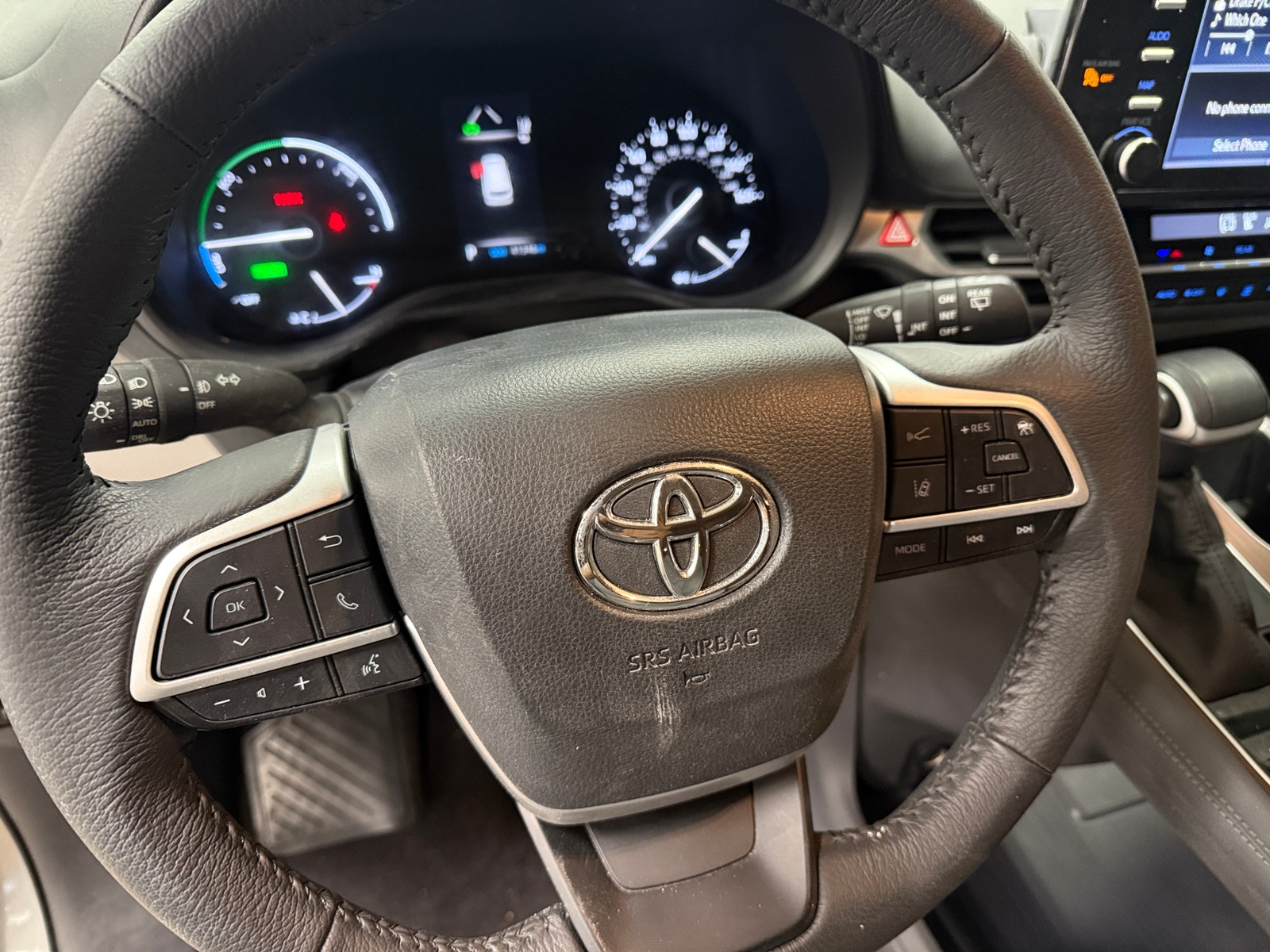 Thumbnail: 2024 Toyota Sienna - 4