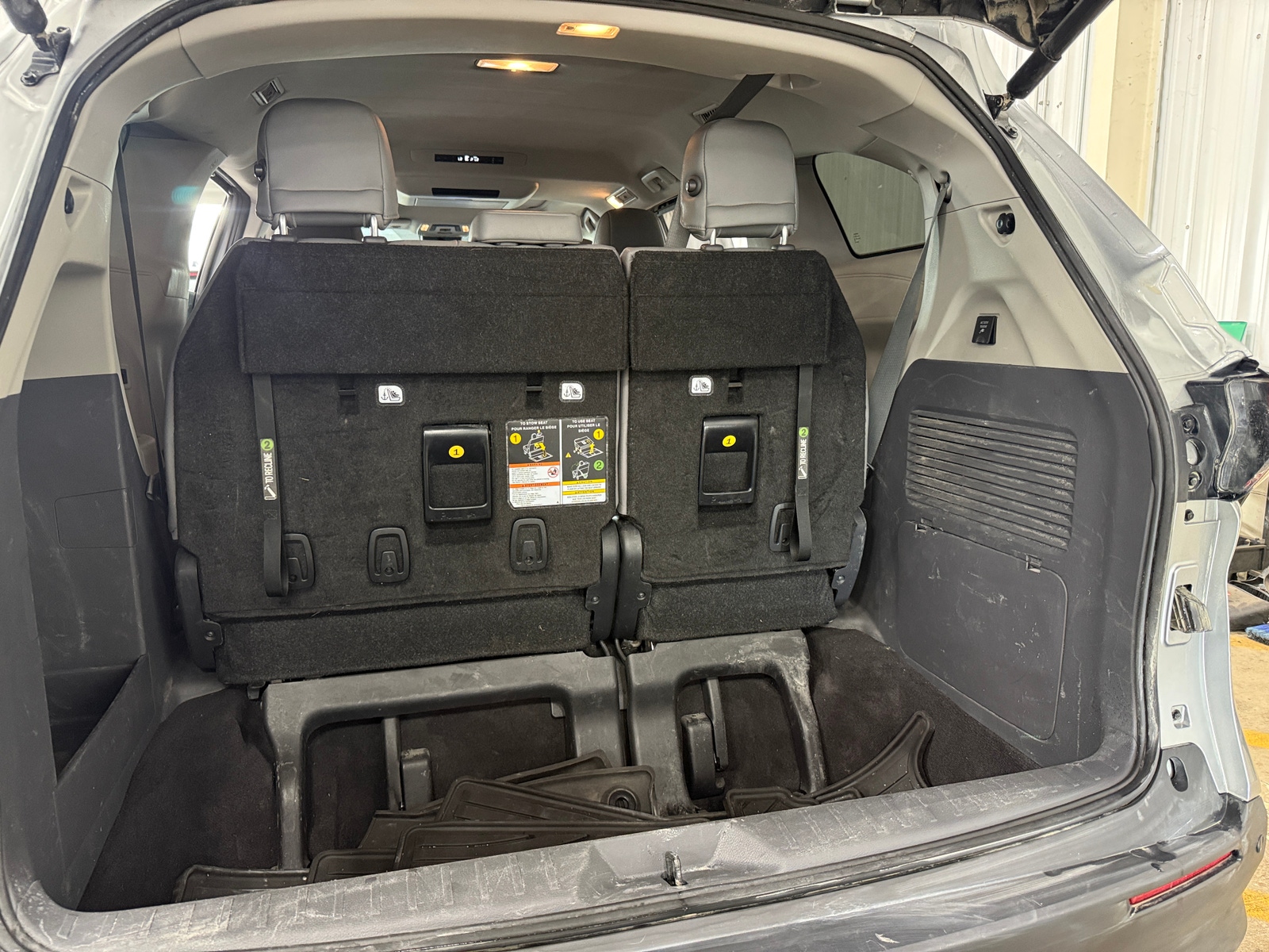 Thumbnail: 2024 Toyota Sienna - 6